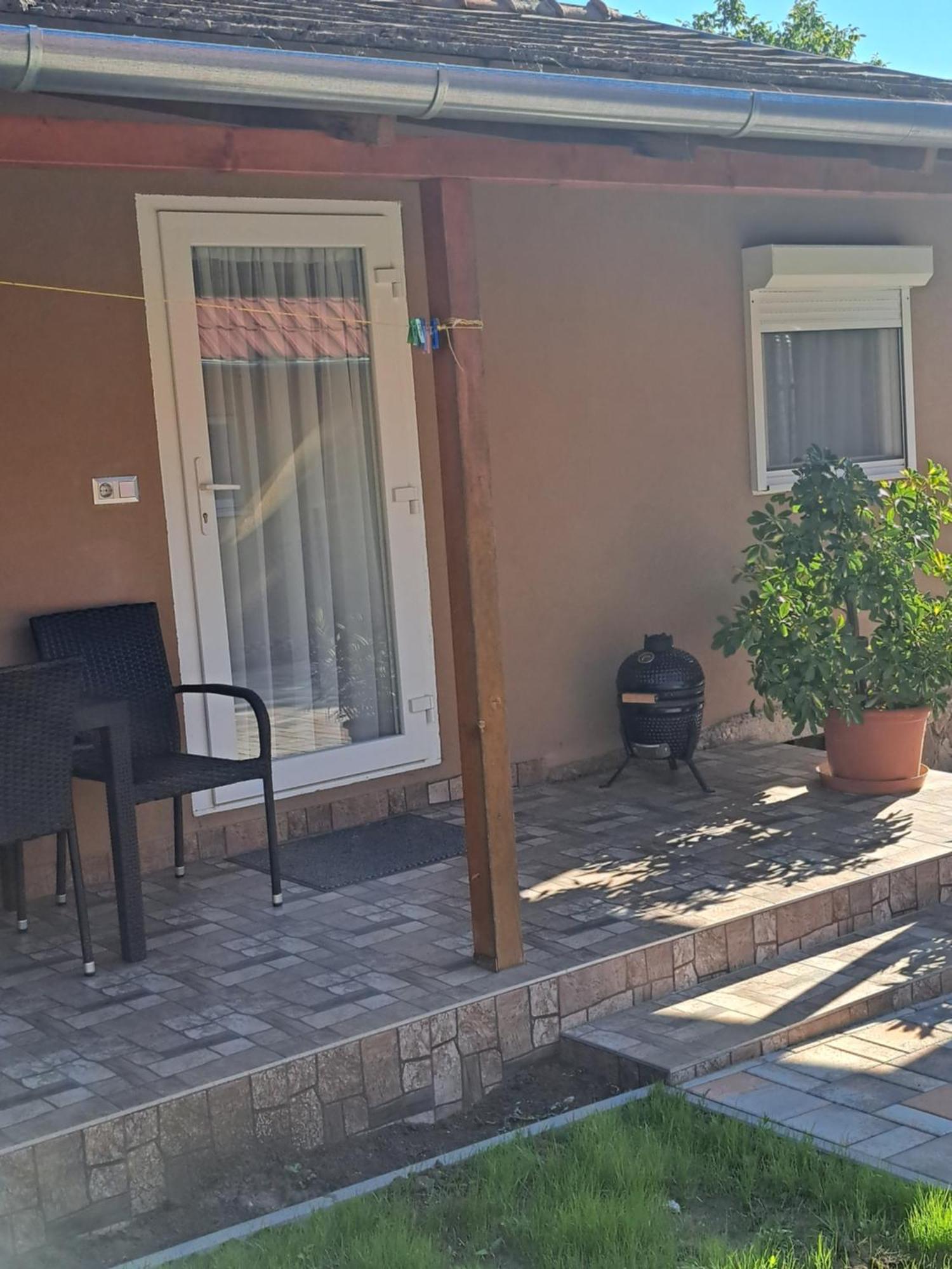 Vivien Apartman Fonyód エクステリア 写真