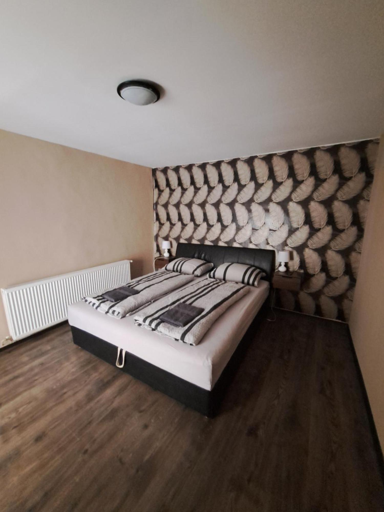Vivien Apartman Fonyód エクステリア 写真